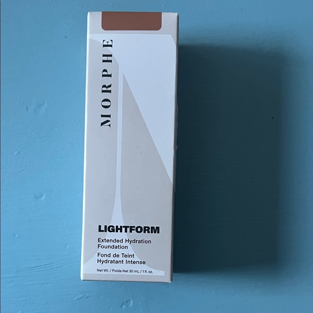 NIB! Morphe Lightform Foundation - Rich 24W with golden undertones